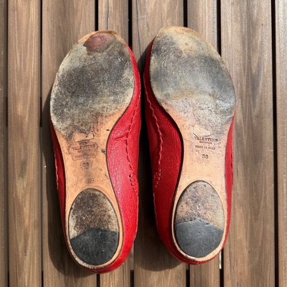 Valentino Garavani Red Pebbled Leather Peep Toe Rosette Ballet Flats Size 38 - Picture 7 of 10